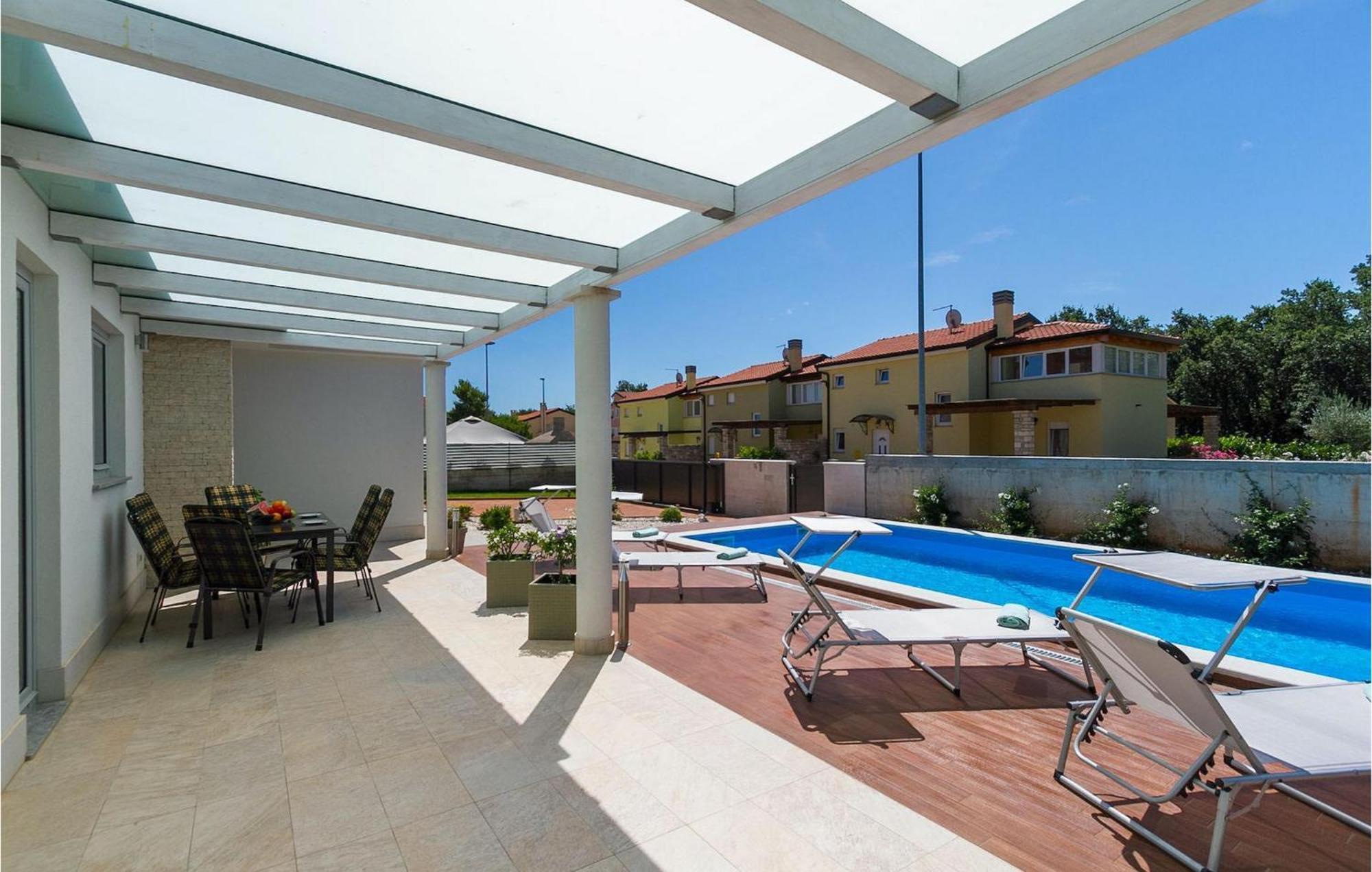 Paris Holiday home Umag